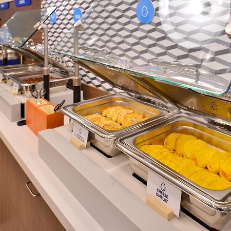 Holiday Inn Express Hotel & Suites Bismarck By Ihg Εξωτερικό φωτογραφία