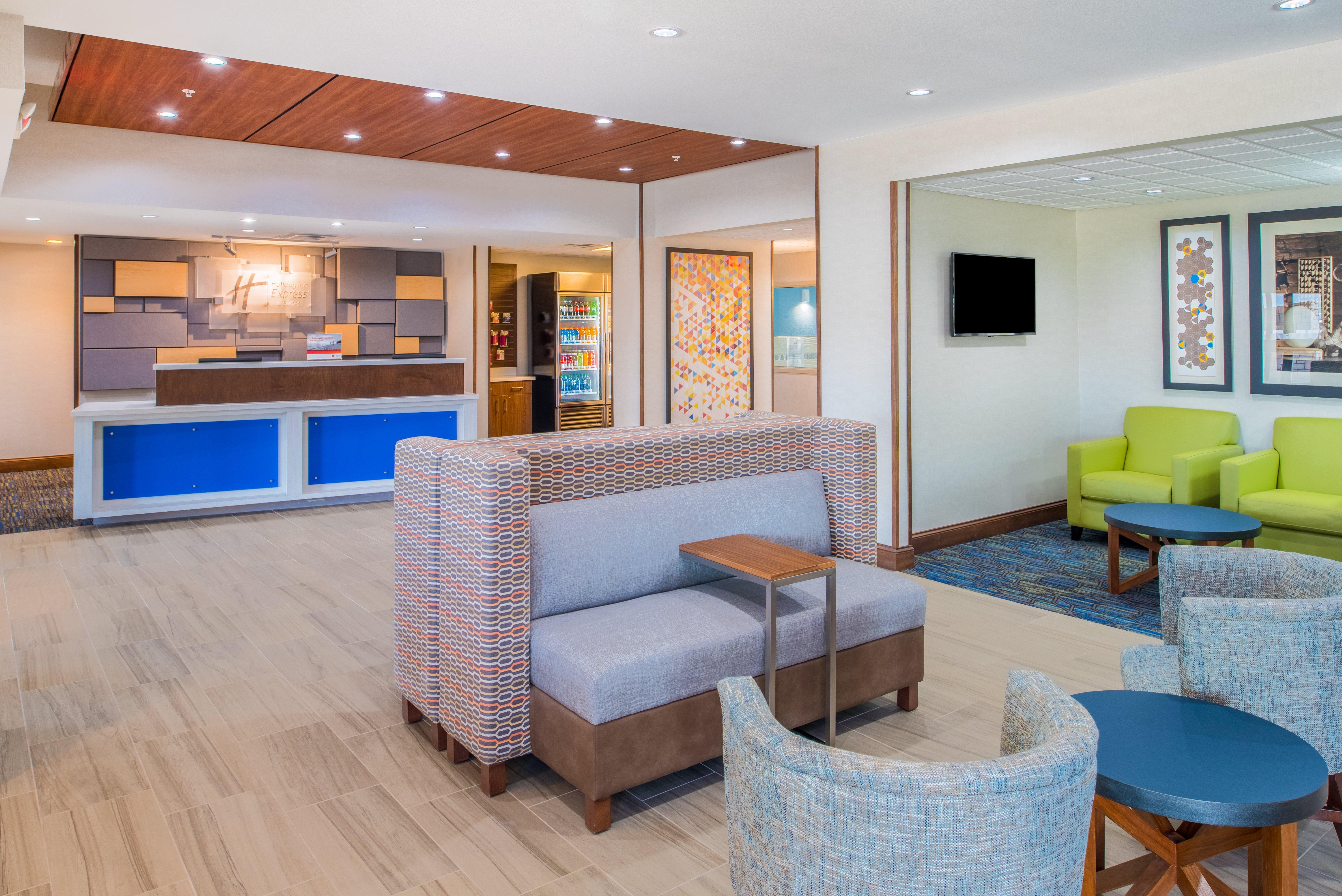 Holiday Inn Express Hotel & Suites Bismarck By Ihg Εξωτερικό φωτογραφία