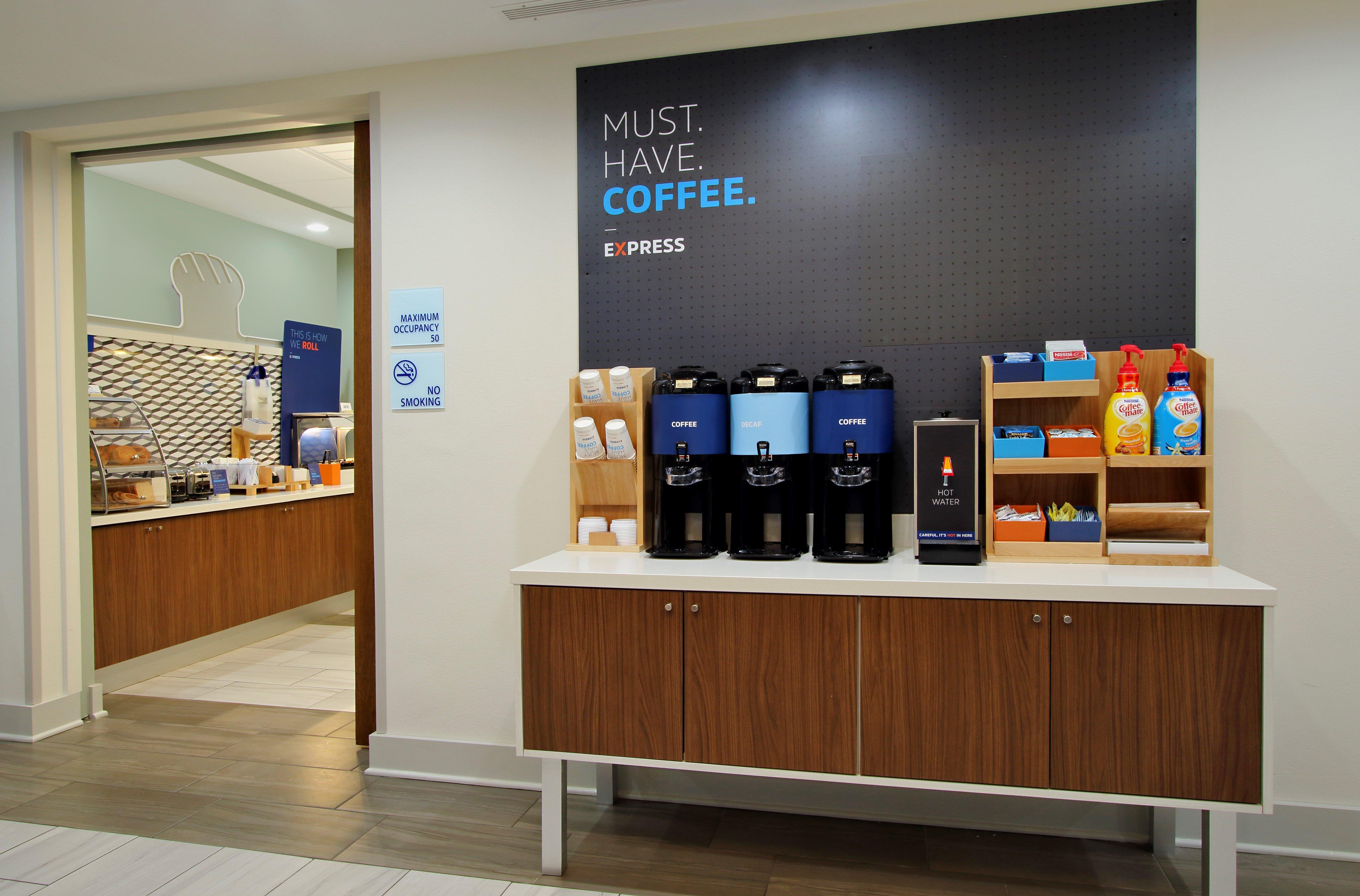 Holiday Inn Express Hotel & Suites Bismarck By Ihg Εξωτερικό φωτογραφία