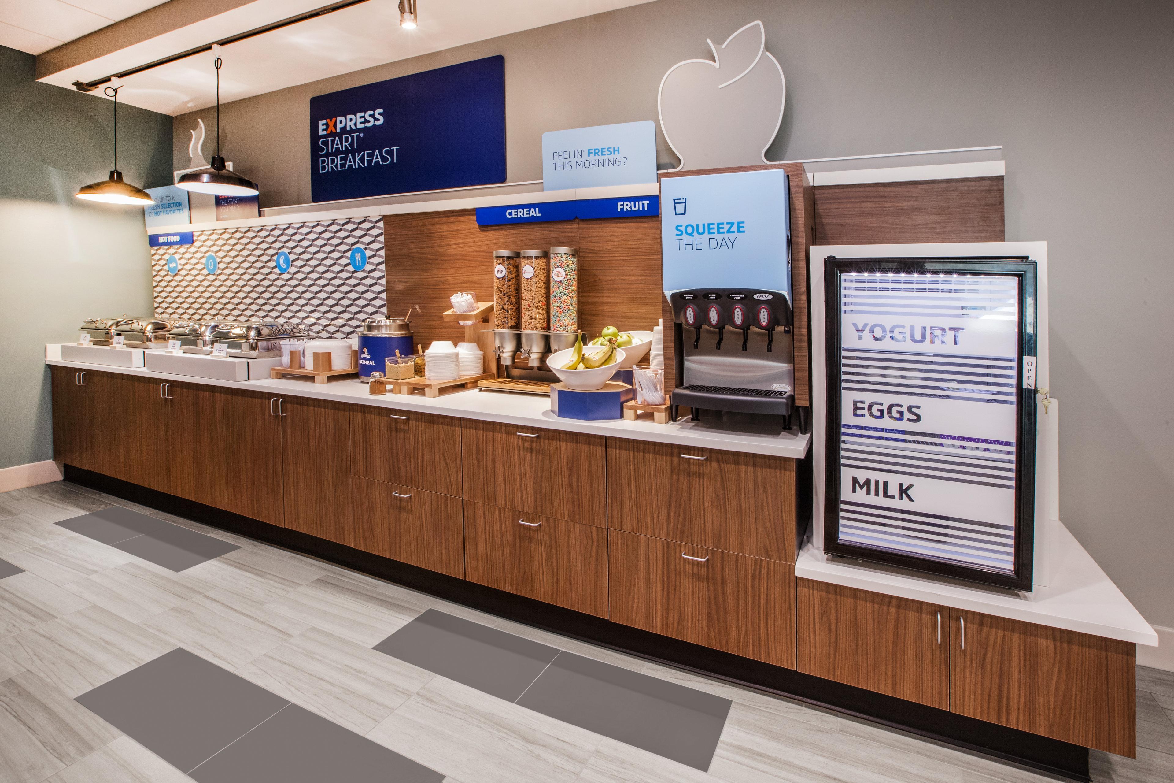 Holiday Inn Express Hotel & Suites Bismarck By Ihg Εξωτερικό φωτογραφία