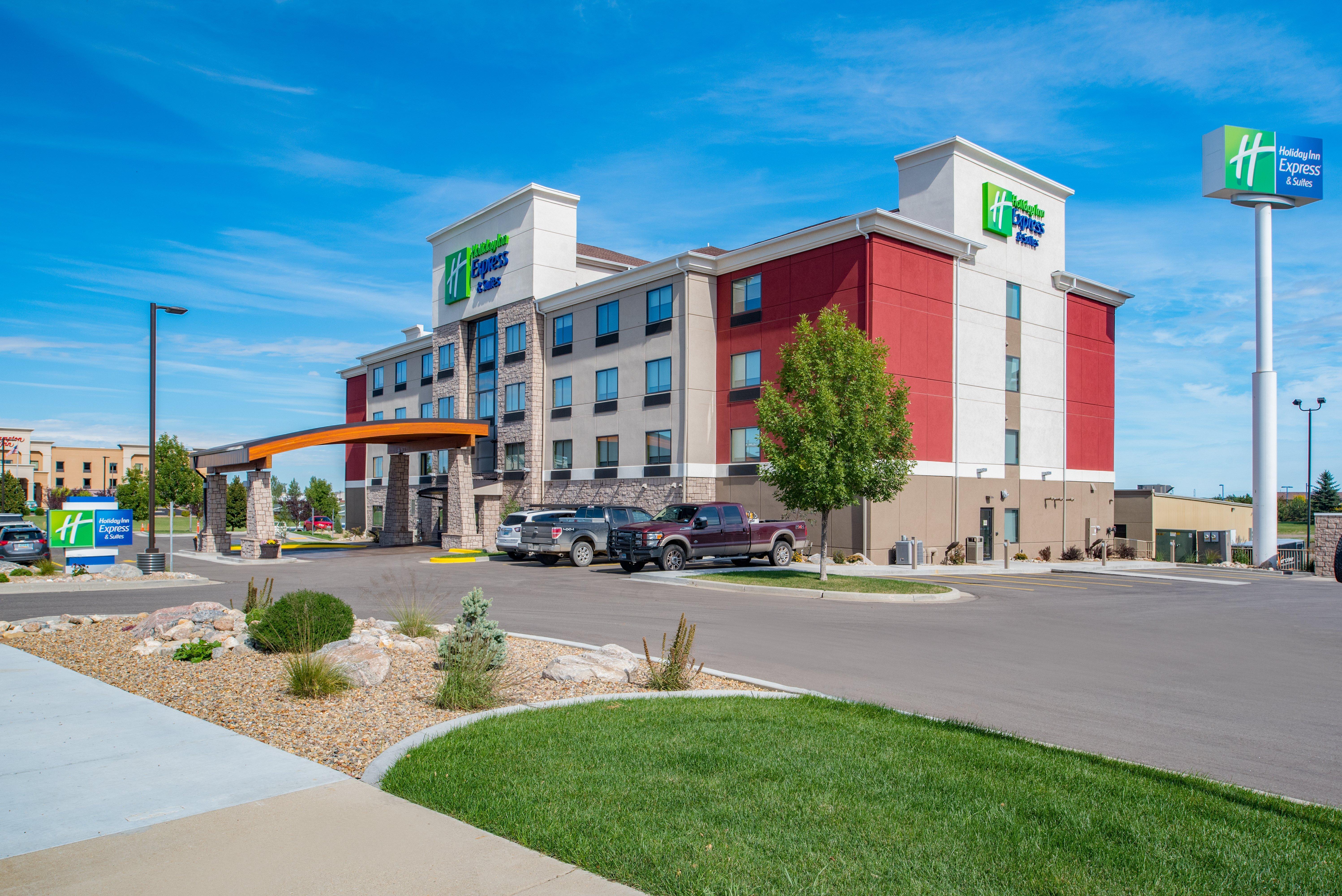 Holiday Inn Express Hotel & Suites Bismarck By Ihg Εξωτερικό φωτογραφία