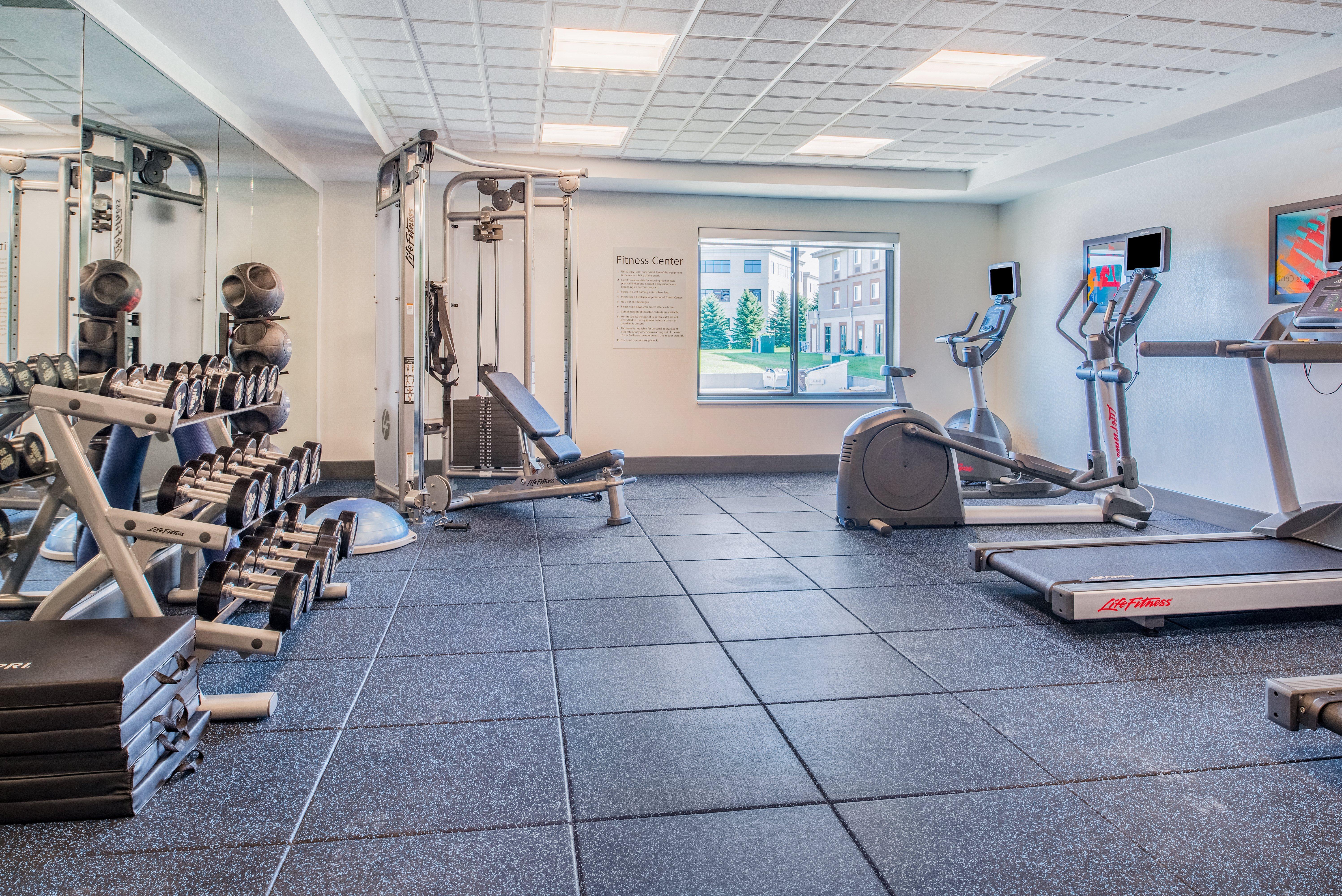 Holiday Inn Express Hotel & Suites Bismarck By Ihg Εξωτερικό φωτογραφία