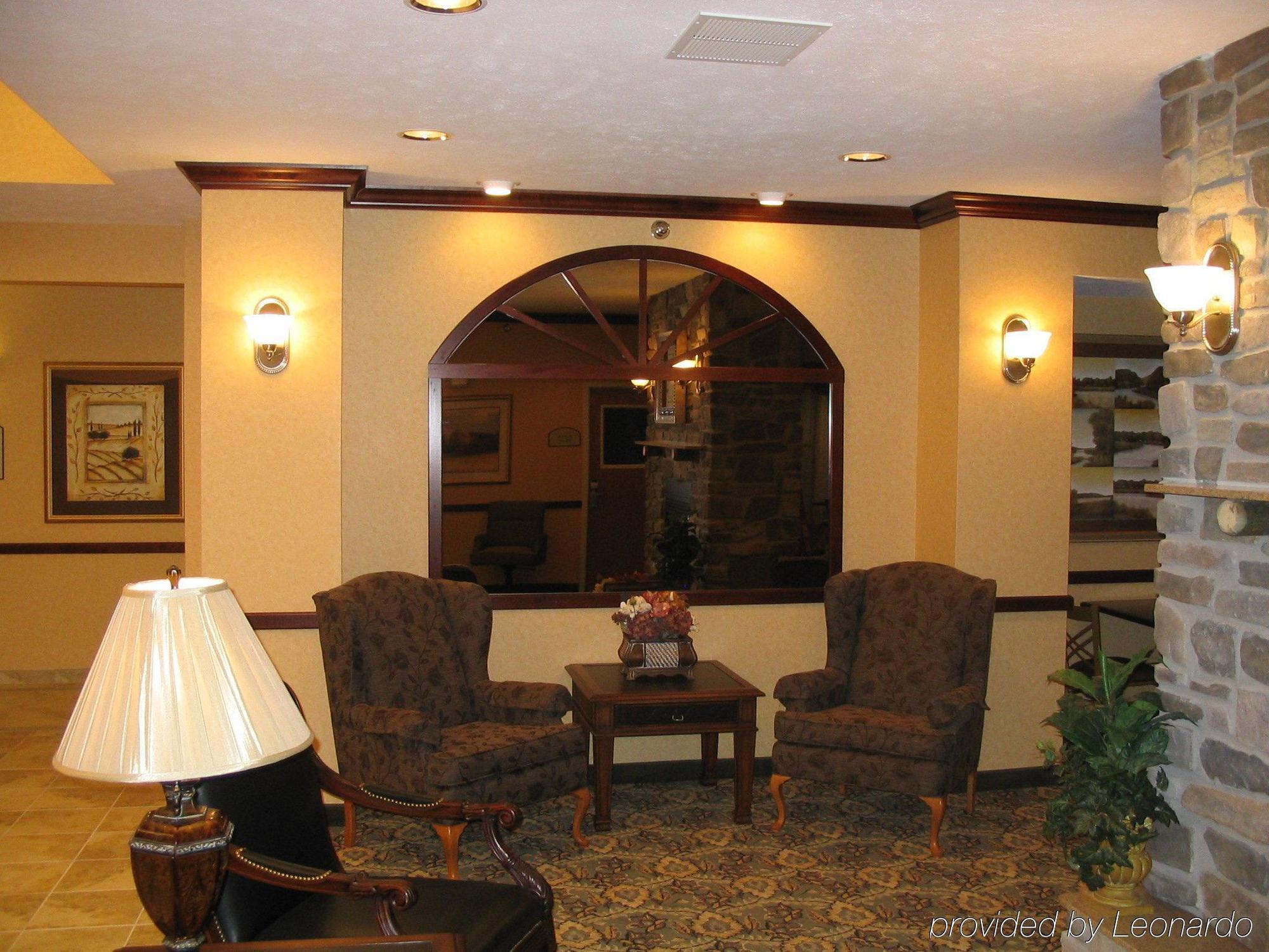 Holiday Inn Express Hotel & Suites Bismarck By Ihg Εσωτερικό φωτογραφία